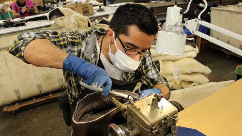 How Do They Do It? Season 13 Episode 14 - Pulverizers, Bomber Jackets