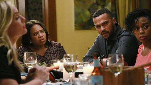Grey's Anatomy Season 12 Episode 5 - Guess Who's Coming to Dinner?