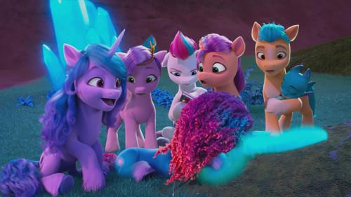 My Little Pony: Make Your Mark Season 3 Episode 2 - Family Trees (1)