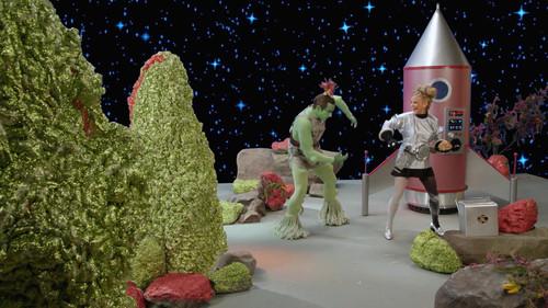 At Home with Amy Sedaris Season 1 Episode 8 - Out of This World