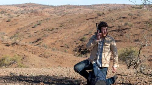 RFDS: Royal Flying Doctor Service Season 1 Episode 3 - Episode 3