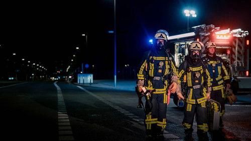 Feuer & Flamme Season 7 Episode 2 - House fire – people’s lives are in danger