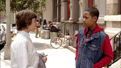 Everybody Hates Chris Season 3 Episode 7 - Everybody Hates Houseguests