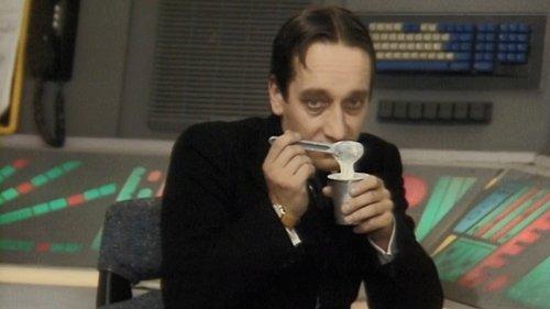 undefined Season 1 Episode 5 - Confidence & Paranoia