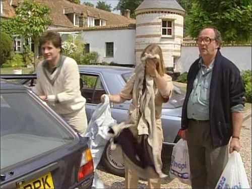 French Fields Season 1 Episode 6 - Le Week-End