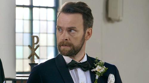 Side by Side Season 7 Episode 1 - Episode 1