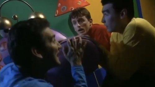 The Wiggles Season 1 Episode 12 - Spooked Wiggles