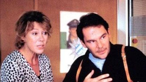 Polizeiruf 110 Season 26 Episode 10 - Feuer!