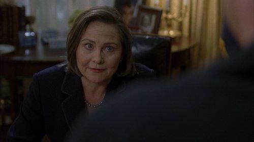 24 Season 7 Episode 8 - Day 7: 3:00 P.M.-4:00 P.M.