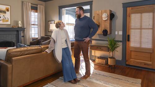 Home Town Season 8 Episode 17 - Do You Believe in Bradgic?