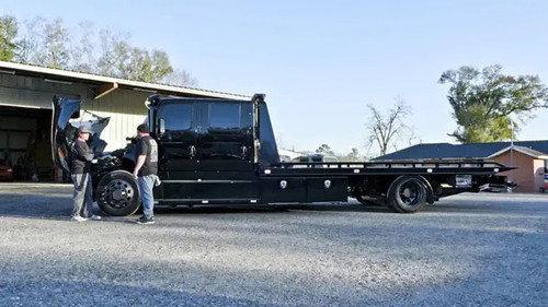 Texas Metal Season 7 Episode 6 - Texas Sized International Truck