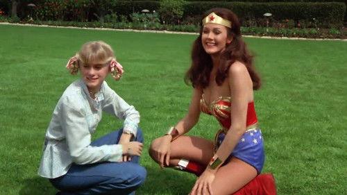 Wonder Woman Season 2 Episode 21 - The Girl from Ilandia