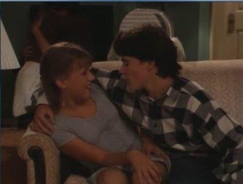 Full House Season 8 Episode 3 - Making Out Is Hard to Do