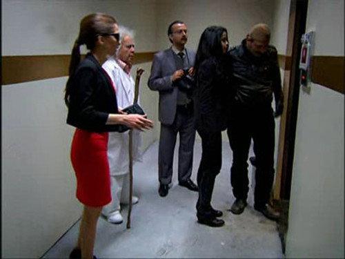 Leyla and Mecnun Season 1 Episode 13 - Fake To The Future