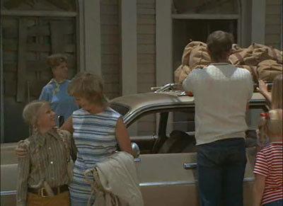 The Brady Bunch Season 3 Episode 1 - Ghost Town, U.S.A.