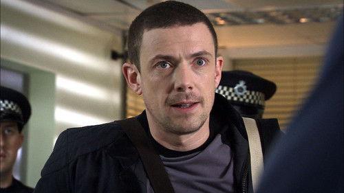 Holby City Season 17 Episode 22 - Blindside