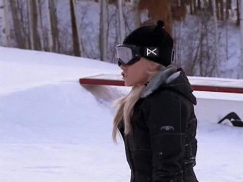 The Girls Next Door Season 3 Episode 6 - Snowboarded