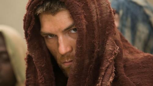 Spartacus Season 2 Episode 1 - Fugitivus