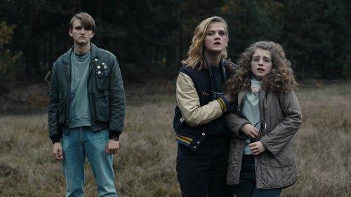 Dark Season 1 Episode 9 - Everything Is Now