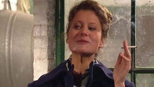 Lili and Marleen Season 4 Episode 1 - Den Tournee