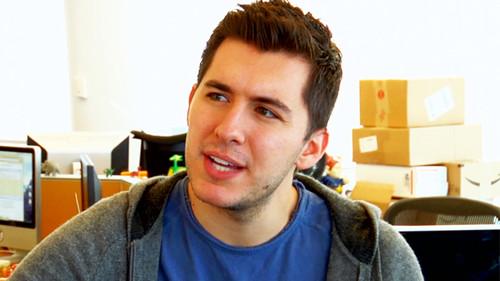 Hardly Working Season 4 Episode 18 - Stewie Keychain