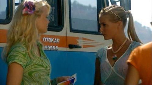 Costa! Season 4 Episode 6 - Zon, Zee, Seks en Silliconen