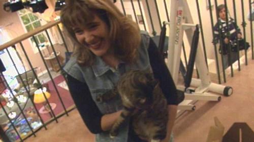 The Real World Season 2 Episode 4 - Too Many Cat Fights in this House