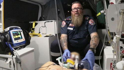 Paramedics Season 2 Episode 16 - Episode 16