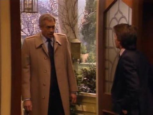 Family Ties Season 4 Episode 14 - Where's Poppa?