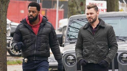 Chicago P.D. Season 9 Episode 10 - Home Safe