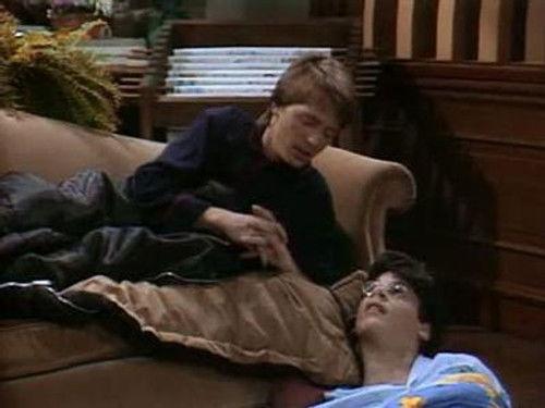 Family Ties Season 3 Episode 8 - 4 Rms Ocn Vu