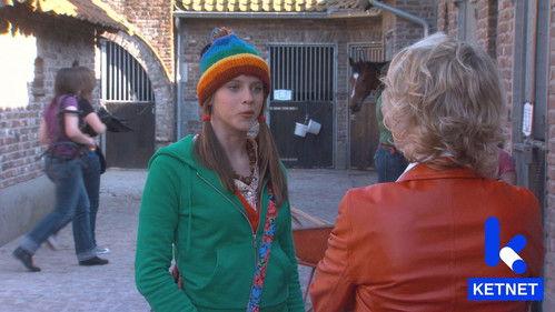 Amika Season 1 Episode 2 - Lipgloss & luxepaarden