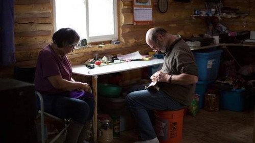 The Last Alaskans Season 3 Episode 4 - Bear Intruder