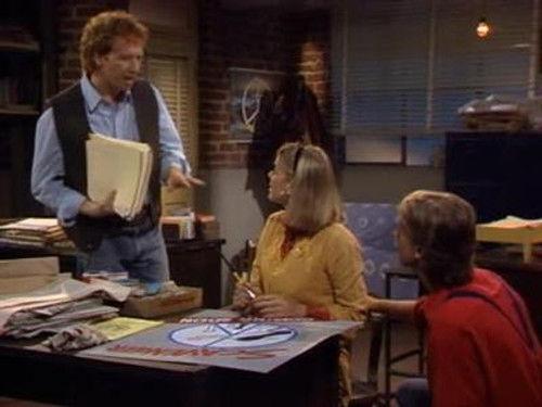Family Ties Season 5 Episode 3 - The Freshman and the Senior