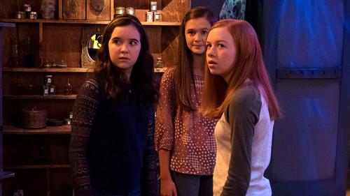 Just Add Magic Season 3 Episode 3 - Just Add Codes