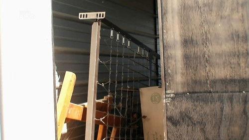 Storage Wars Season 2 Episode 1 - Hang Em High Desert