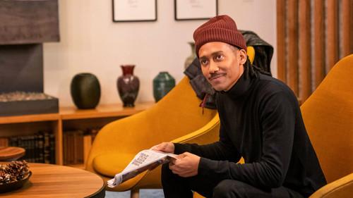 The Flight Attendant Season 2 Episode 3 - The Reykjavík Ice Sculpture Festival Is Lovely This Time of Year