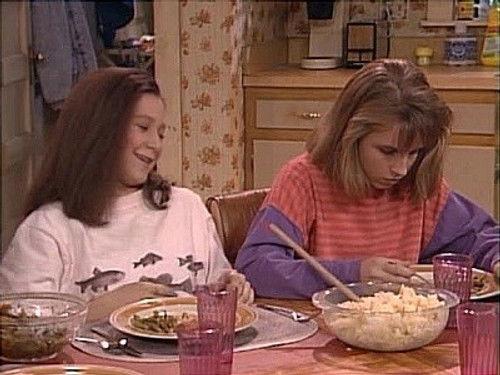 Roseanne Season 2 Episode 12 - No Talking