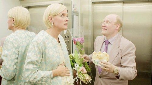 Solsidan Season 4 Episode 10 - Dopet