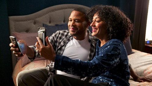 black-ish Season 2 Episode 2 - Rock, Paper, Sissors, Gun