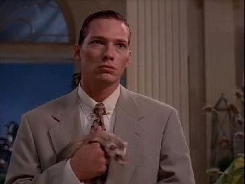 Northern Exposure Season 6 Episode 1 - Dinner at Seven-Thirty