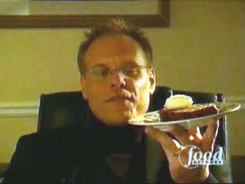 Good Eats Season 2 Episode 1 - It's a Wonderful Cake