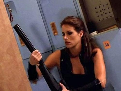 V.I.P. Season 2 Episode 1 - Return of The Owl