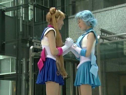 Pretty Guardian Sailor Moon Season 1 Episode 2 - Ami-chan Joins Up