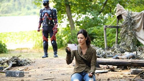 DC's Legends of Tomorrow Season 3 Episode 3 - Zari