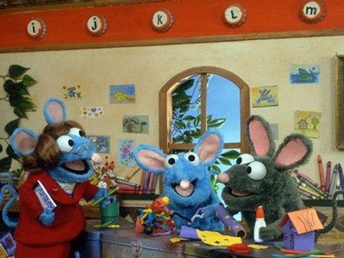 Bear in the Big Blue House Season 4 Episode 4 - First Day At Mouse School
