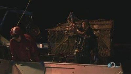 Deadliest Catch Season 5 Episode 3 - Stay Focused or Die