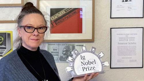 42: The Answer to Almost Everything Season 1 Episode 30 - What Do Animals Talk About?