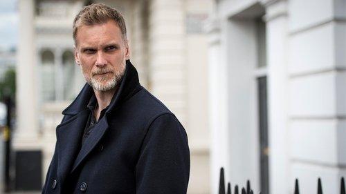 Stan Lee's Lucky Man Season 1 Episode 7 - The Charm Offensive