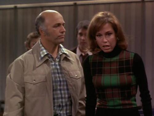 The Mary Tyler Moore Show Season 4 Episode 20 - Better Late . . . That's a Pun . . . Than Never